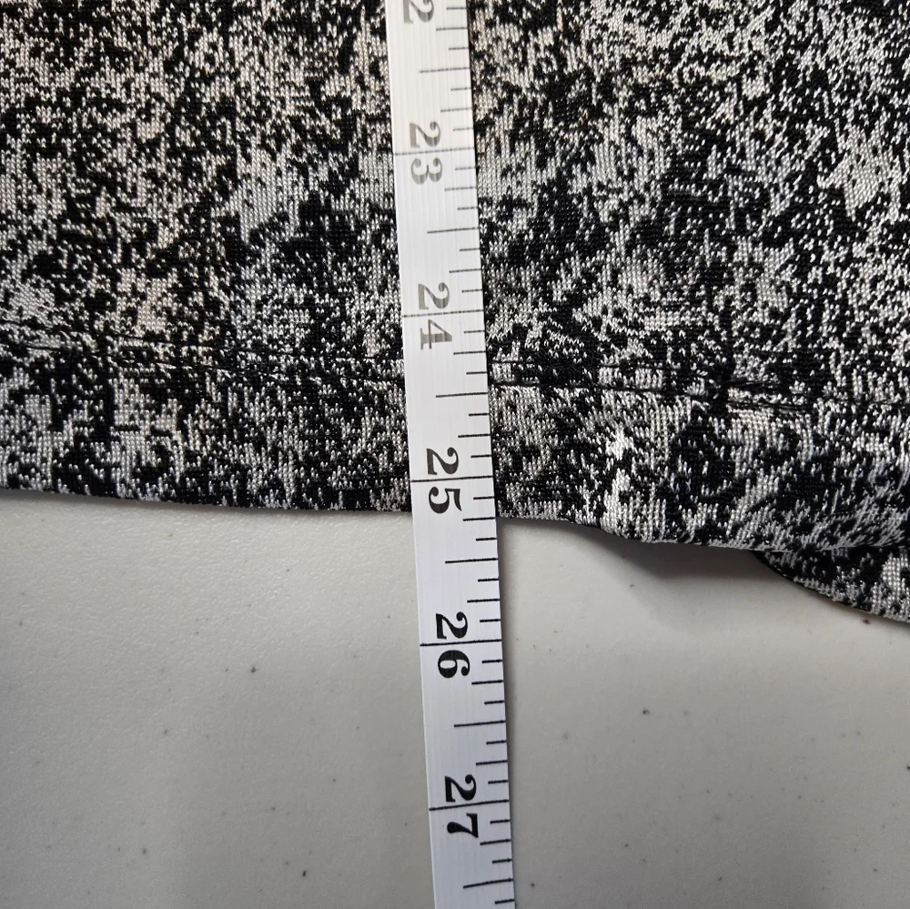 Laura Ashley Houndstooth Cape Jacket Lightweight 3X Black and White